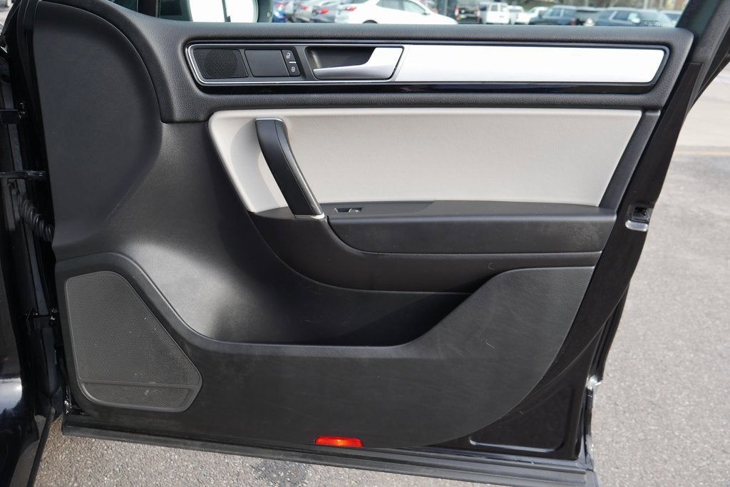 2017 Volkswagen Touareg Wolfsburg Edition