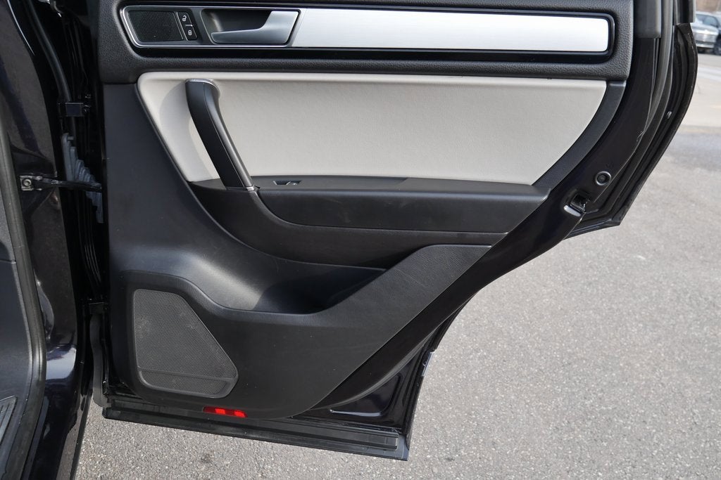 2017 Volkswagen Touareg Wolfsburg Edition